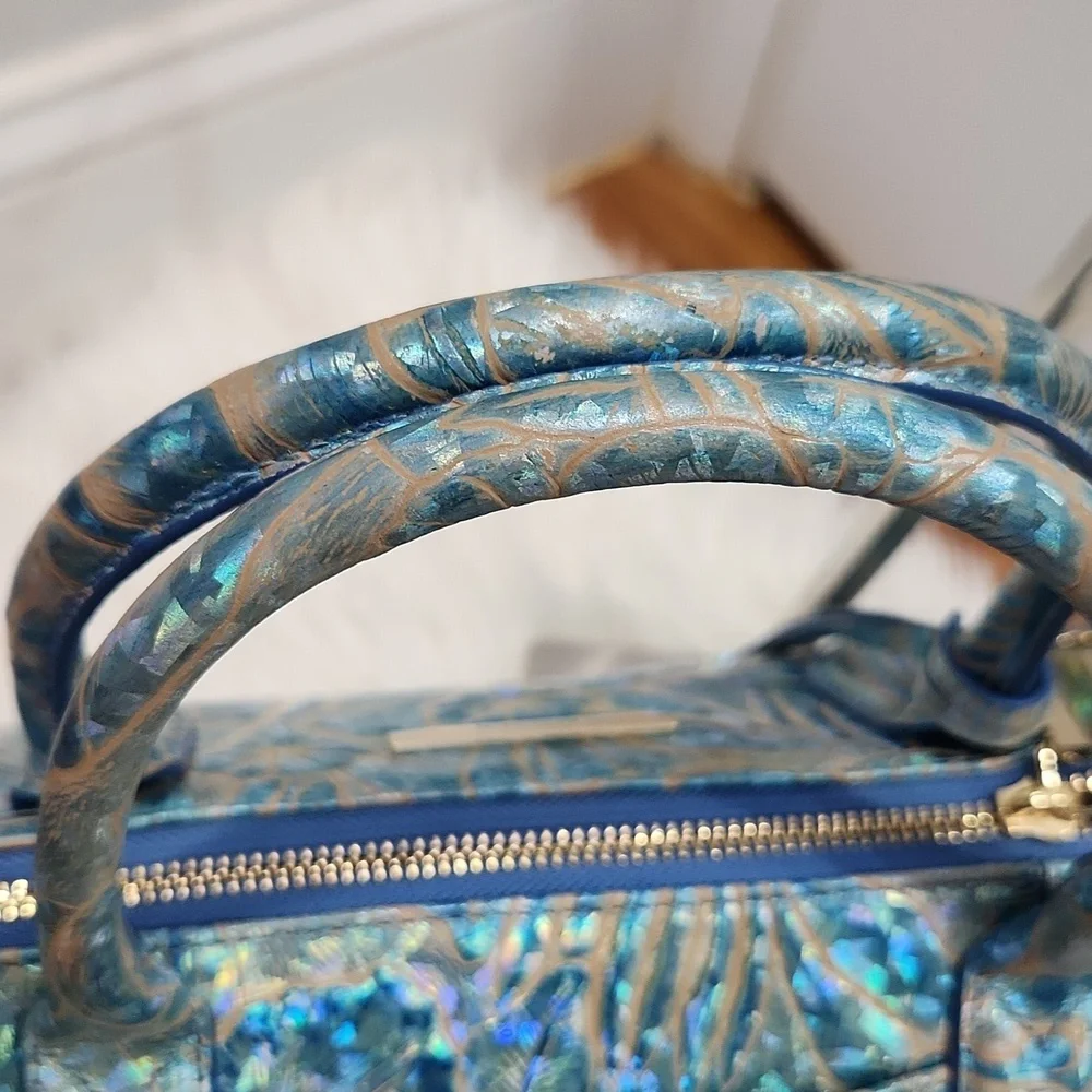 💙🔹️Brahmin 🔹️Small Caroline Serenity Sonic Genuine Leather Bag  (Pre-owned)